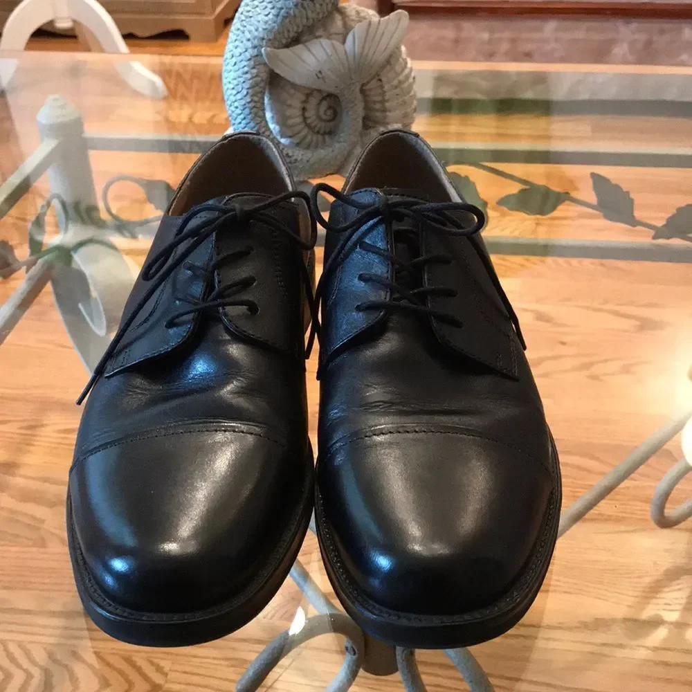 Chaps Men’s Black Leather Oxfords Lace Up Dress Shoes Size 8
